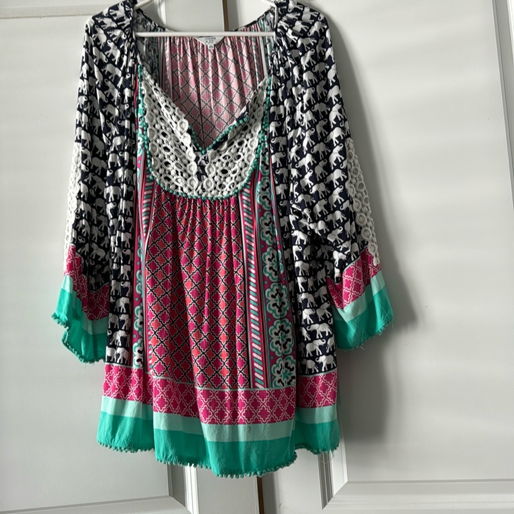 Crown and ivy blouse